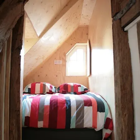 Logis Saint Eloi Apartment *
