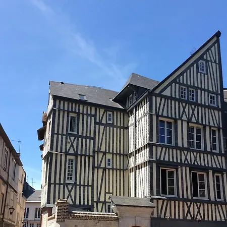 Apartment Logis Saint Eloi